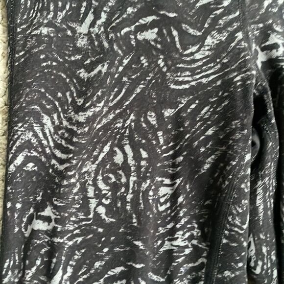 Athleta capri tights - Picture 4 of 6